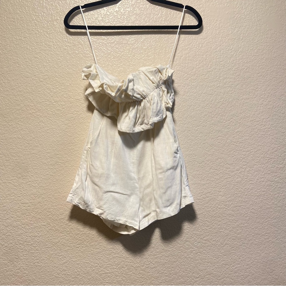Princess Polly romper women's 0 ruffle sleeveless white
